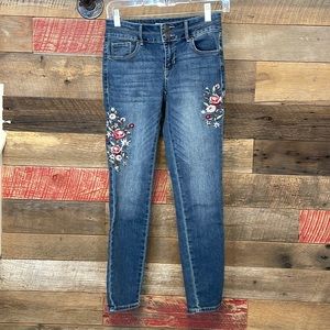 Floral embroidered girls jeans